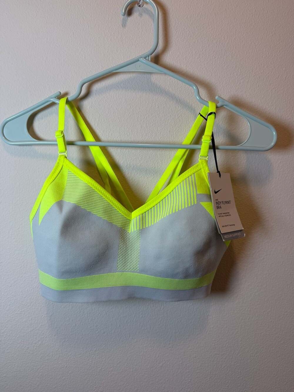Nike Indy Flyknit Medium-Support Sports Bra Vast Grey Volt AQ0160-078 Small NWT